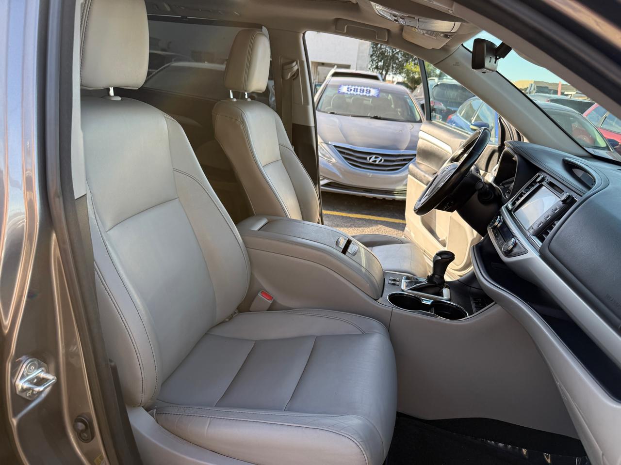 Toyota Highlander  2017