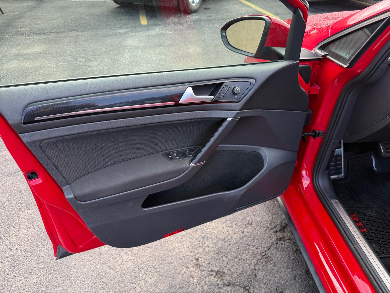 Volkswagen GTI  2016