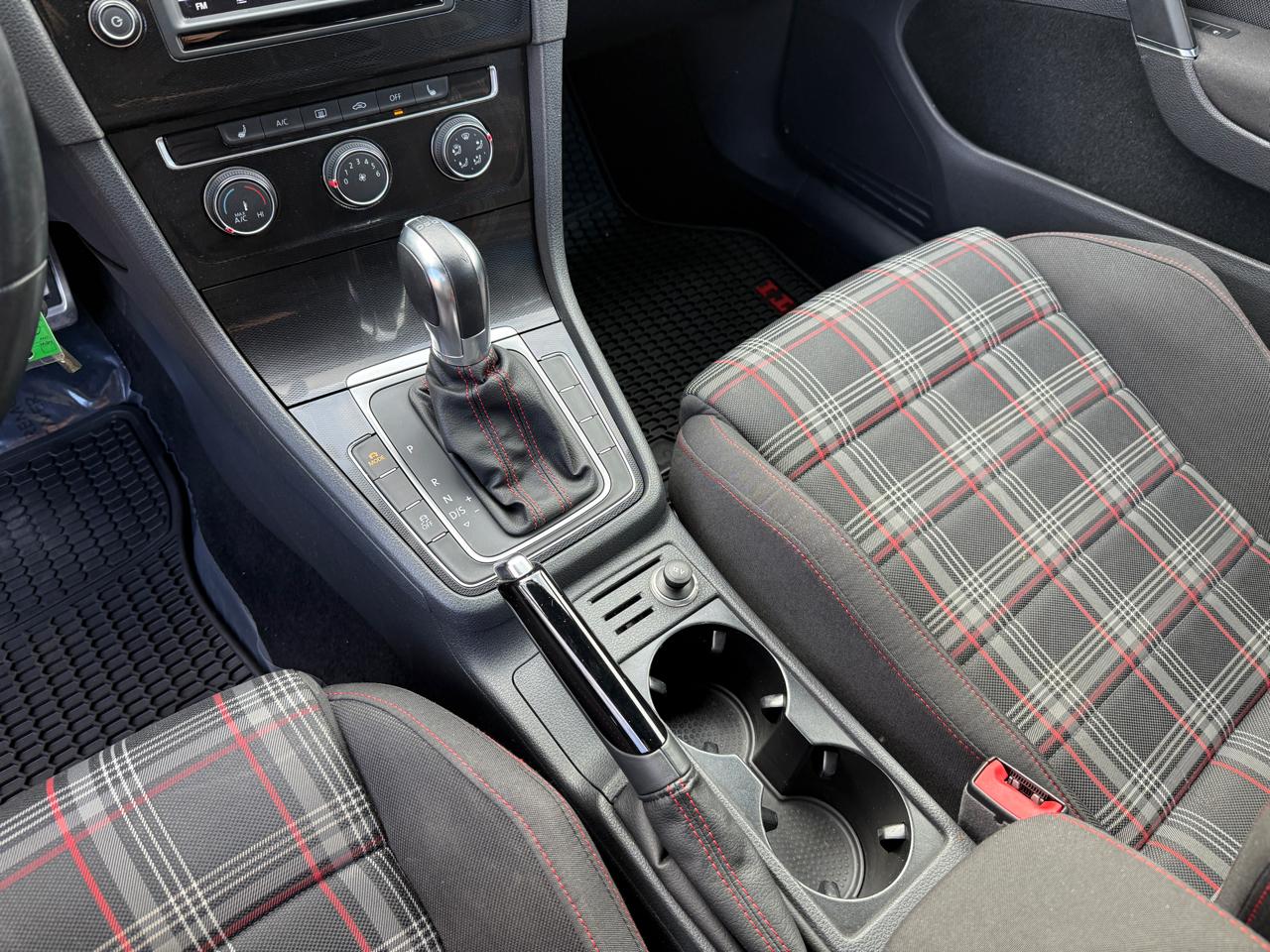 Volkswagen GTI  2016