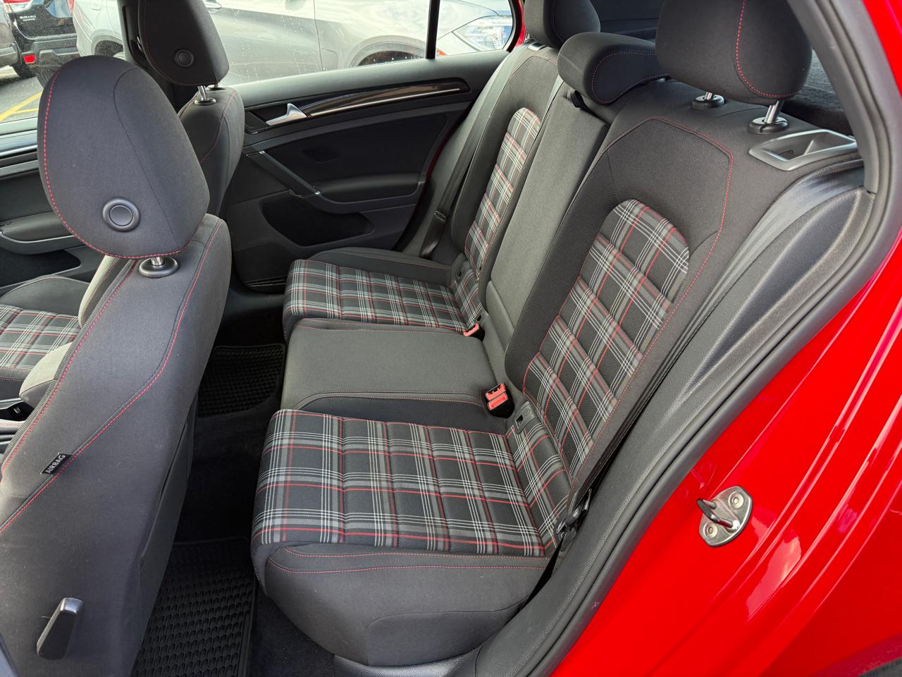 Volkswagen GTI  2016