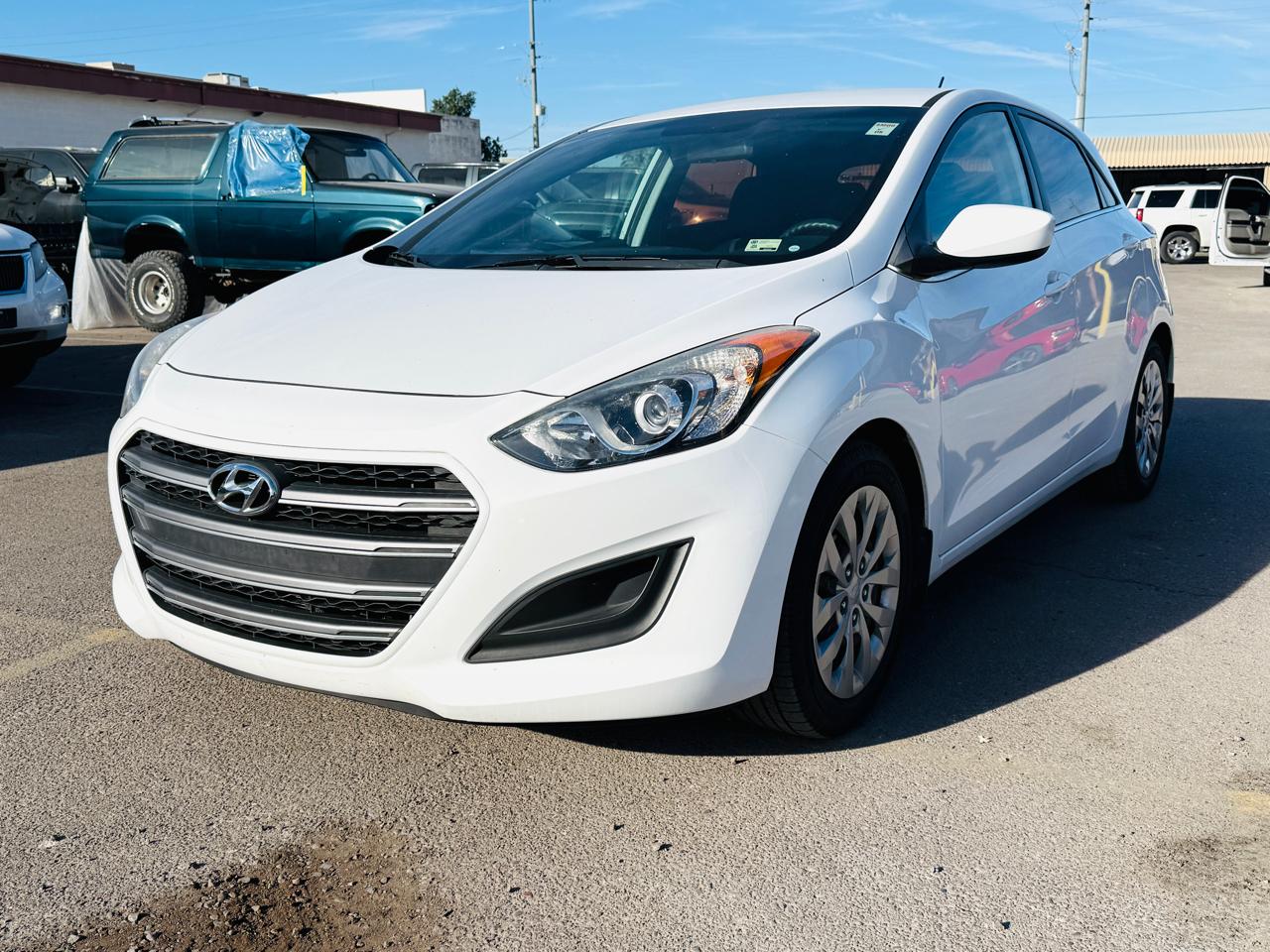 Hyundai Elantra GT  2016