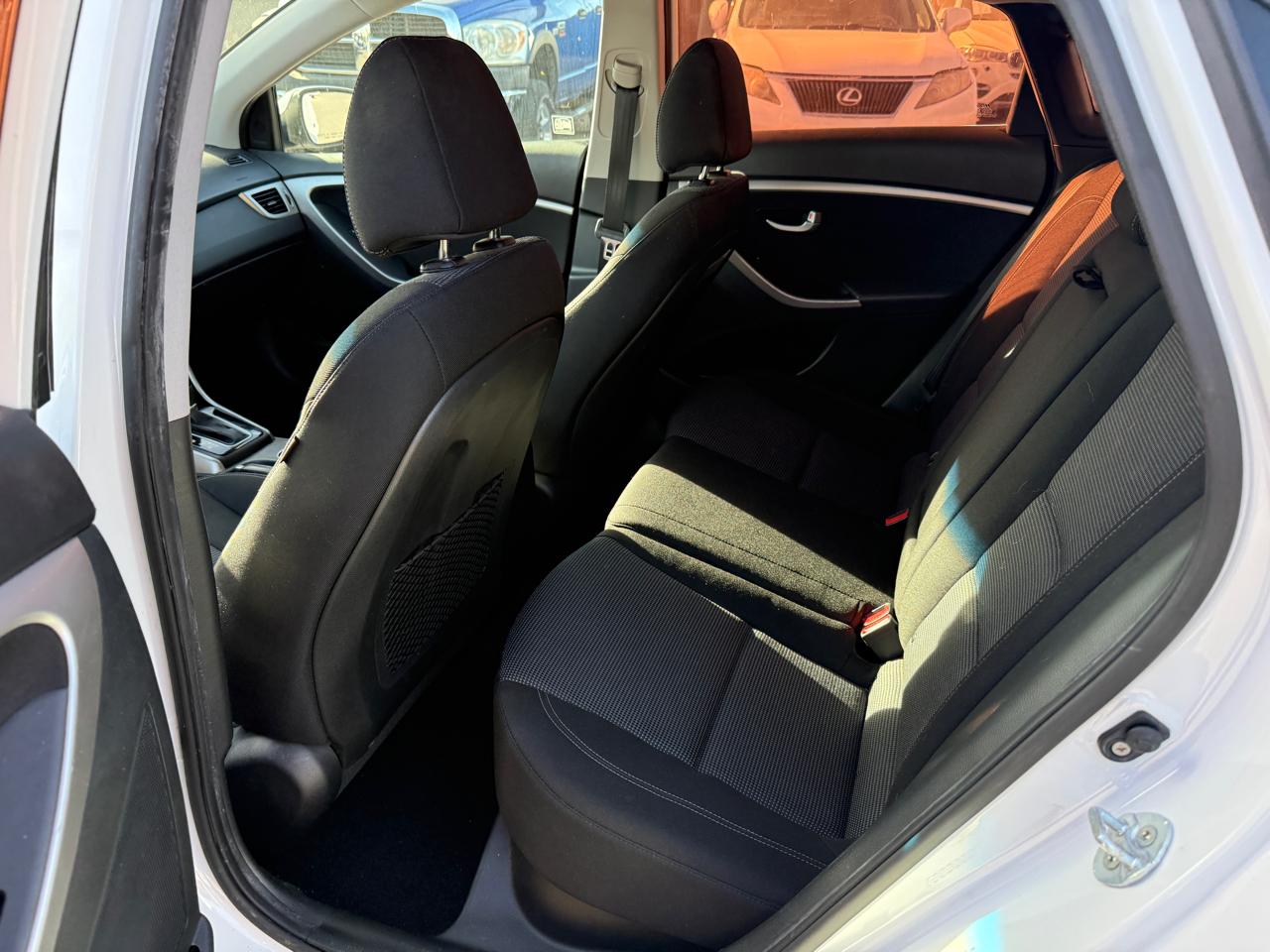 Hyundai Elantra GT  2016