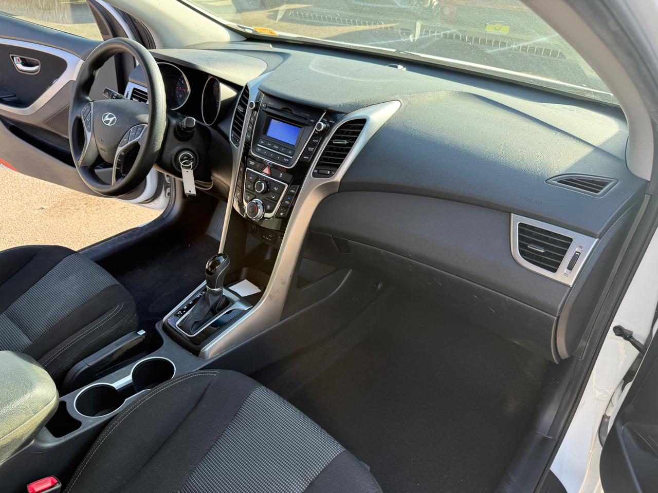 Hyundai Elantra GT  2016