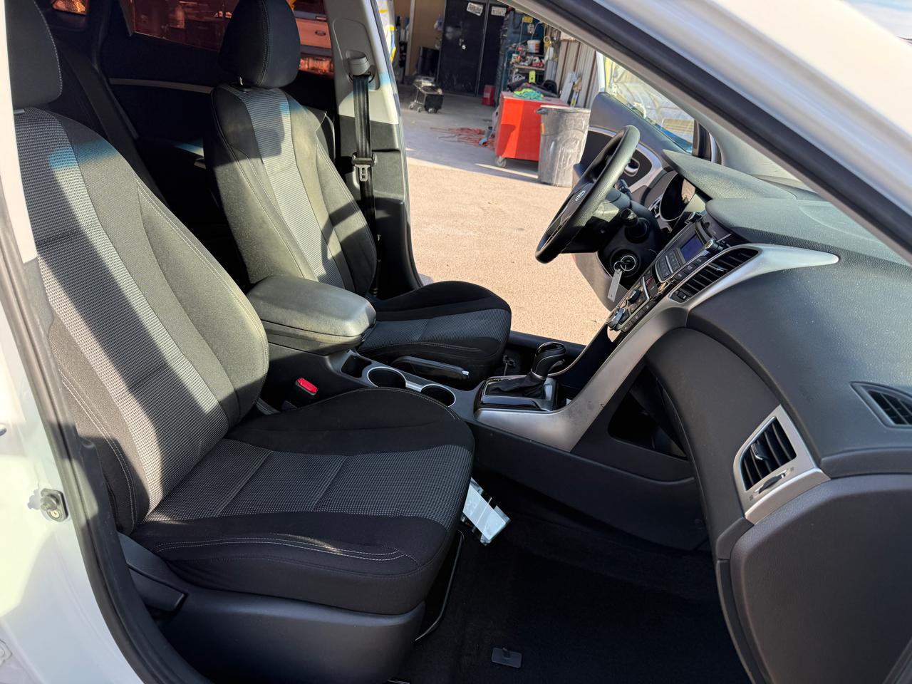 Hyundai Elantra GT  2016