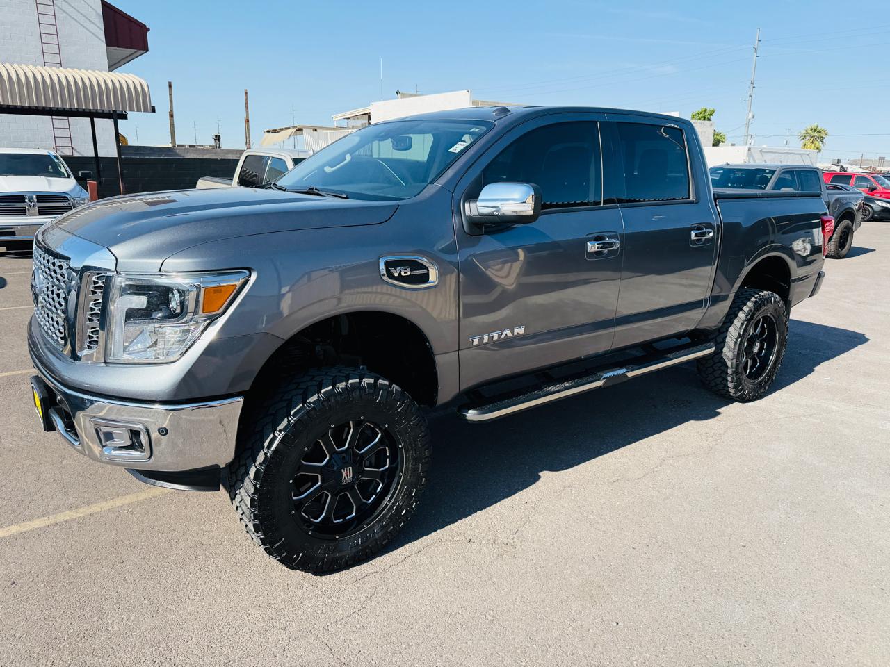 Nissan Titan  2017