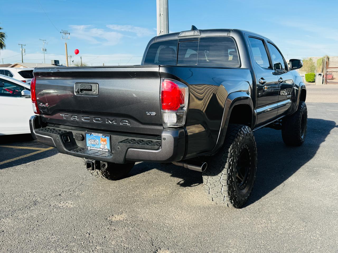 Toyota Tacoma  2018