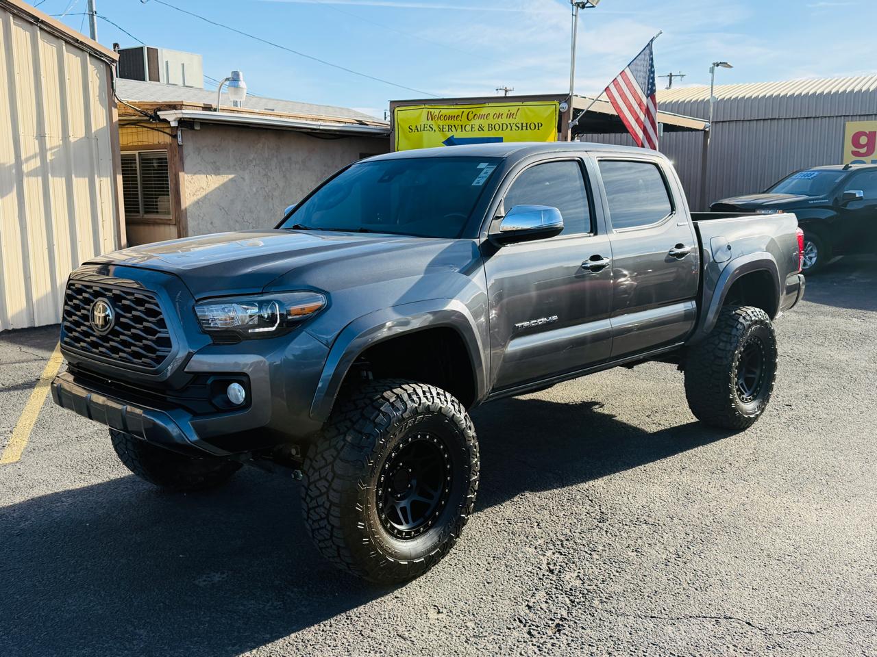 Toyota Tacoma  2018