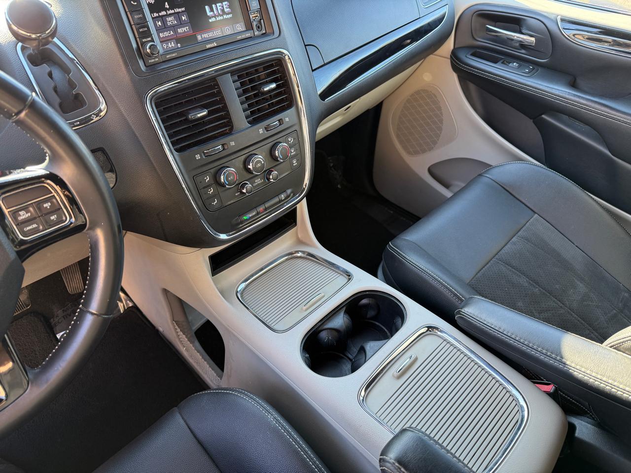 Dodge Grand Caravan  2019