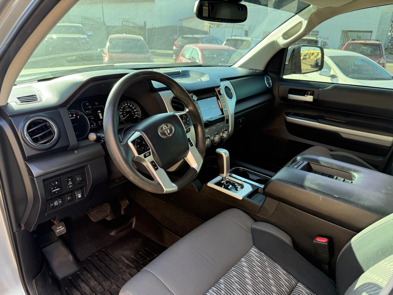 Toyota Tundra  2019