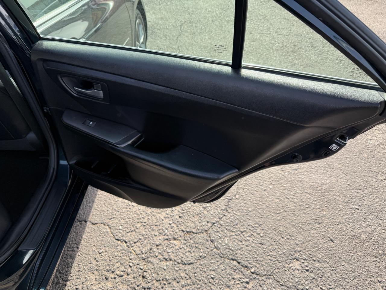 Toyota Camry  2017