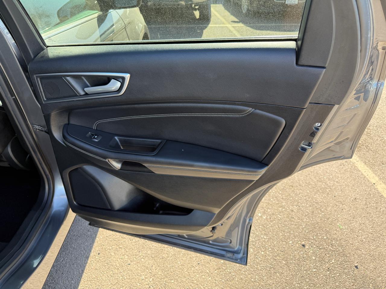 Ford Edge  2022