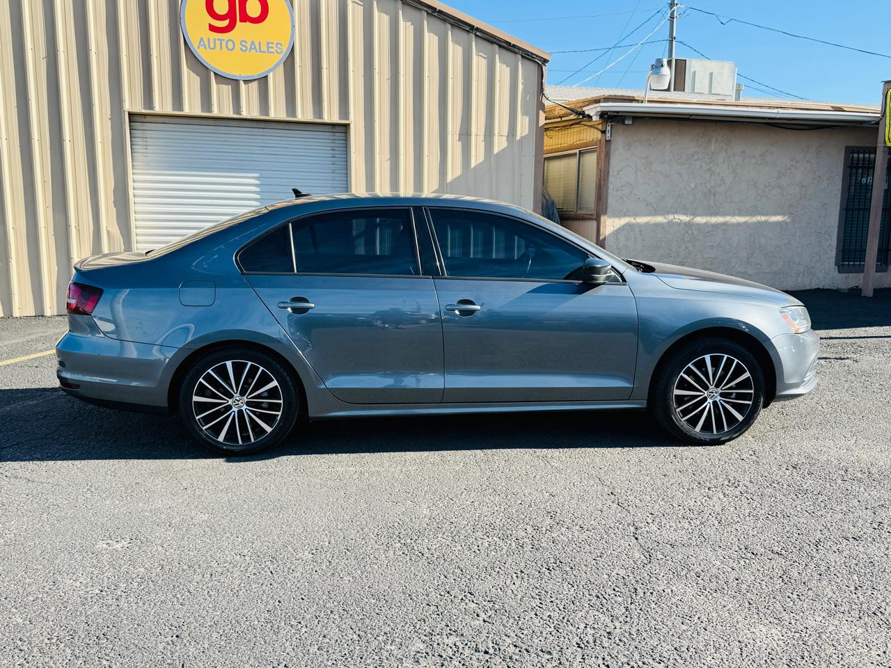 Volkswagen Jetta  2017
