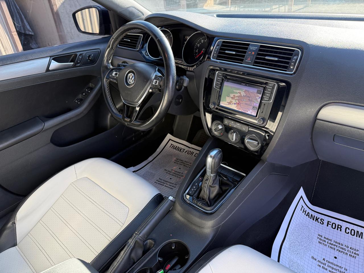 Volkswagen Jetta  2017