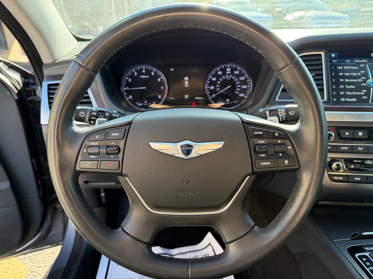 Hyundai Genesis  2016