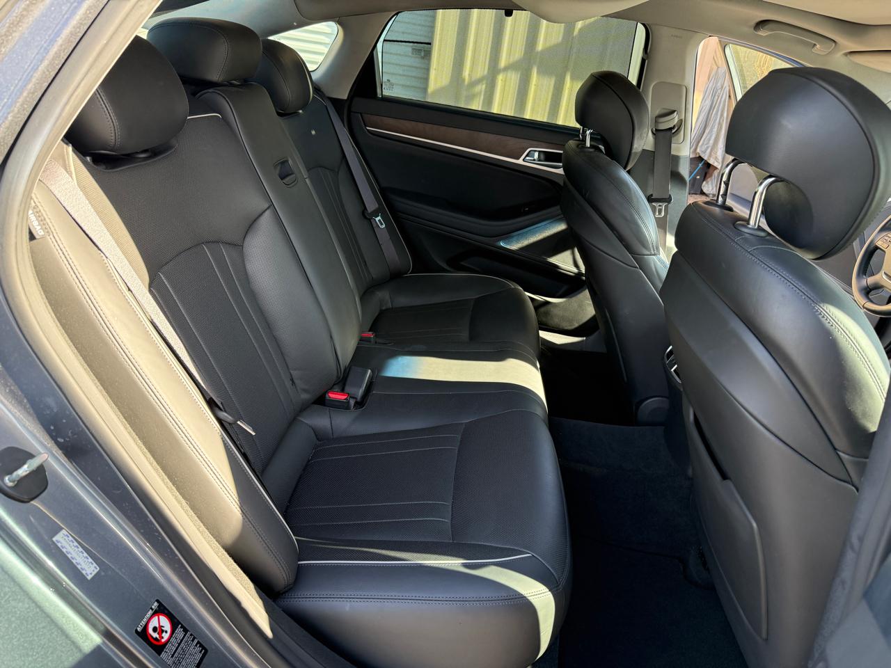 Hyundai Genesis  2016