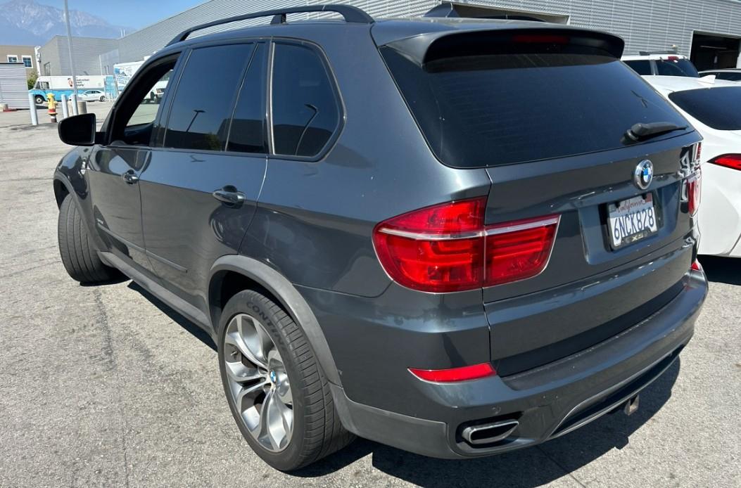 BMW X5  2011