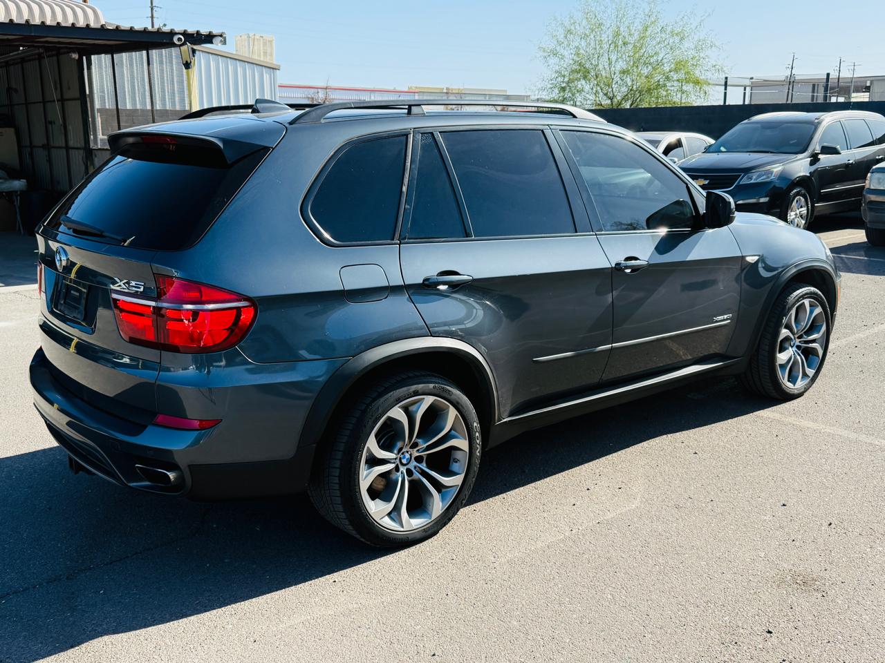 BMW X5  2011