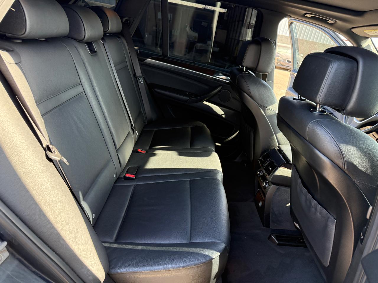BMW X5  2011