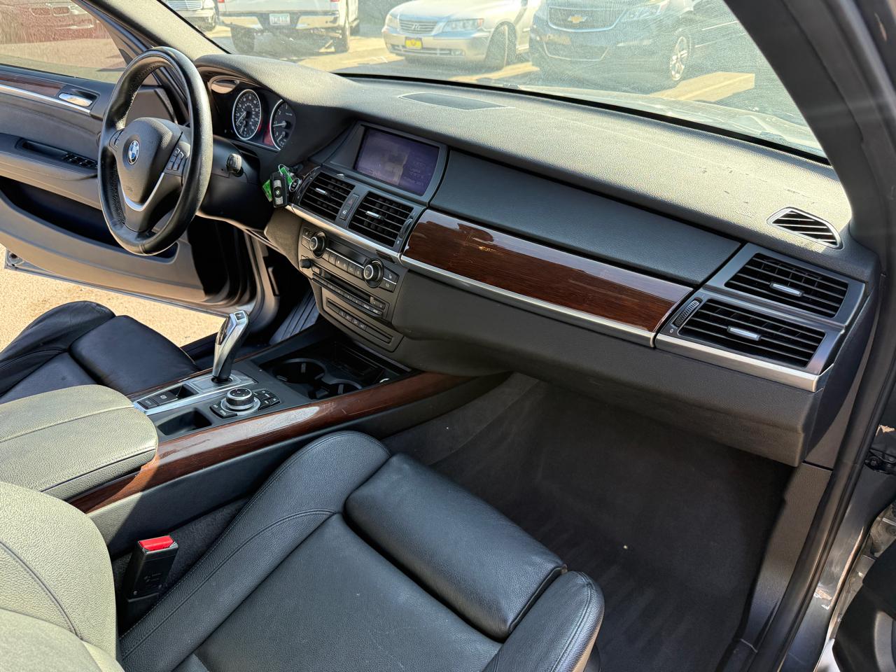 BMW X5  2011