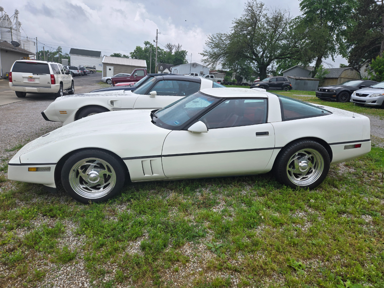1987 Chevrolet Corvette 2D Coupe