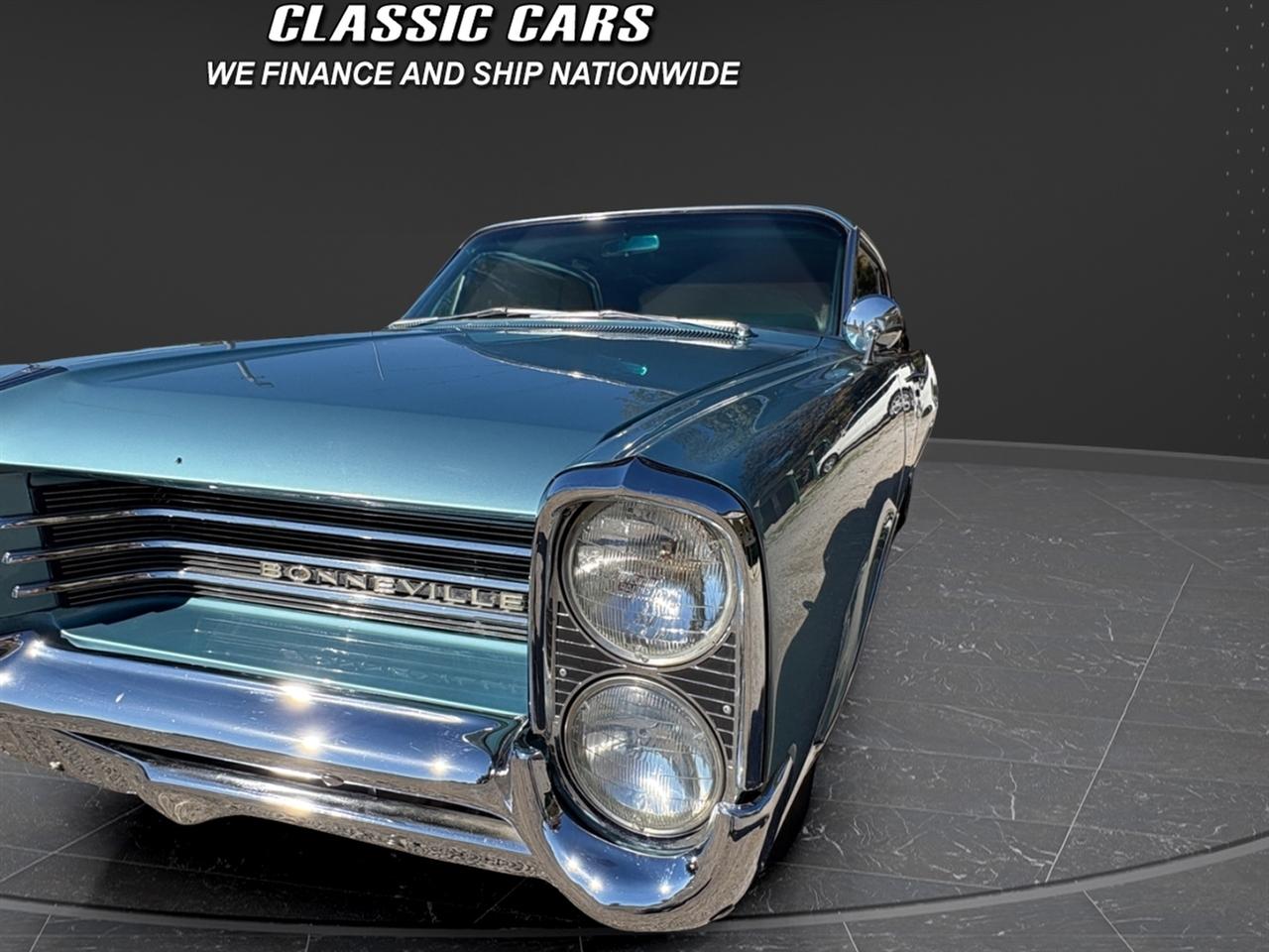 1964 Pontiac Bonneville 2DR Hardtop 389