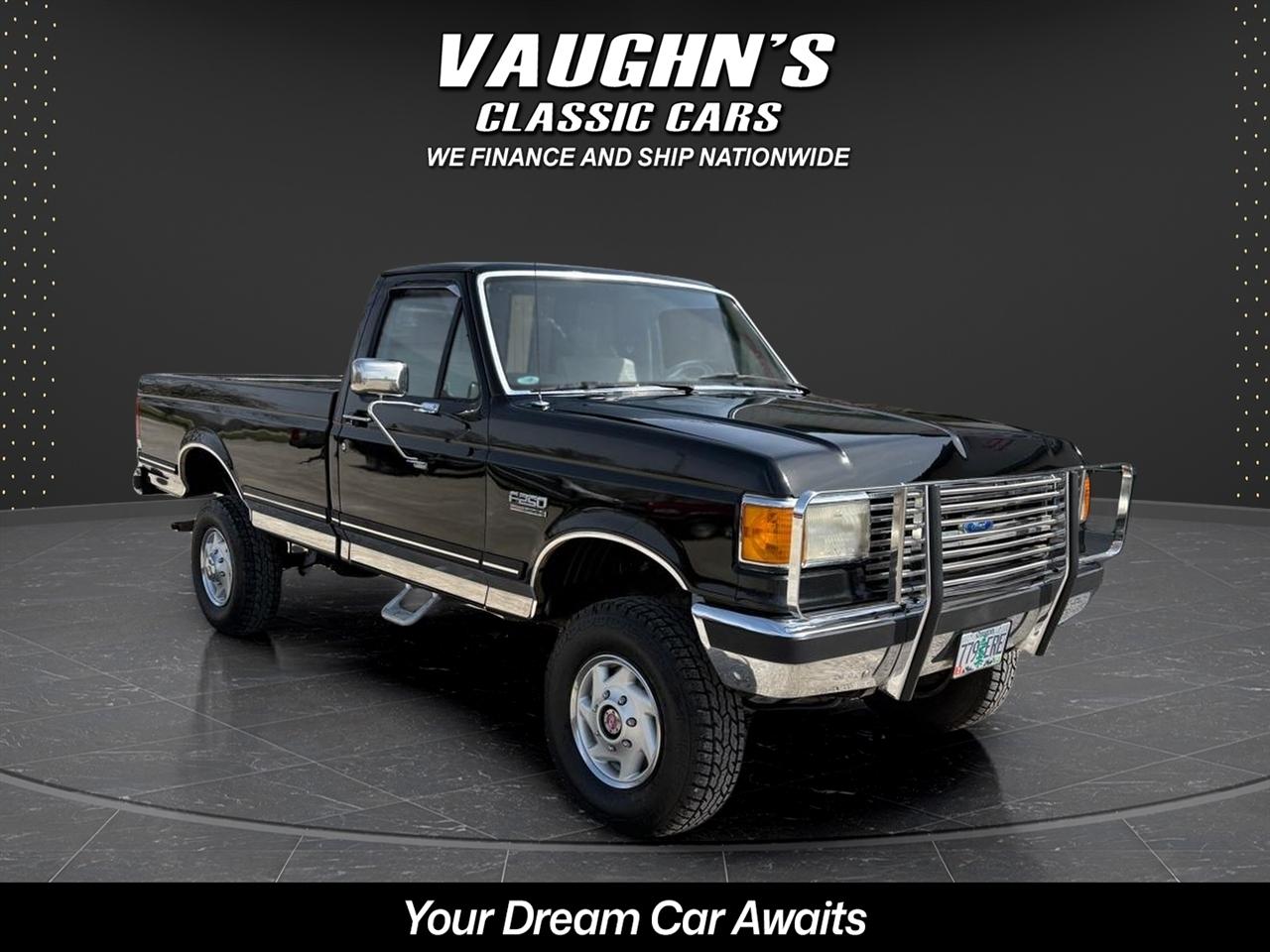 1989 Ford F-250 HD Reg Cab 133.0" WB 4WD
