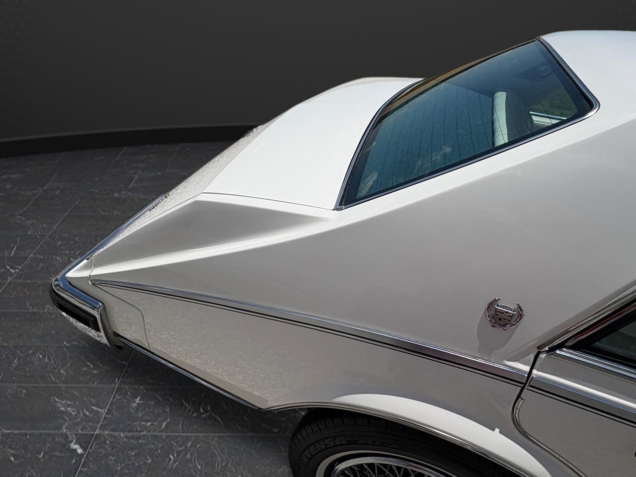 1985 Cadillac Seville - Photo 17