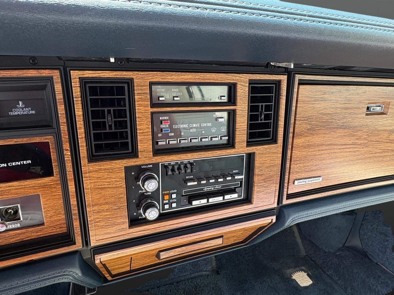 1985 Cadillac Seville - Photo 42