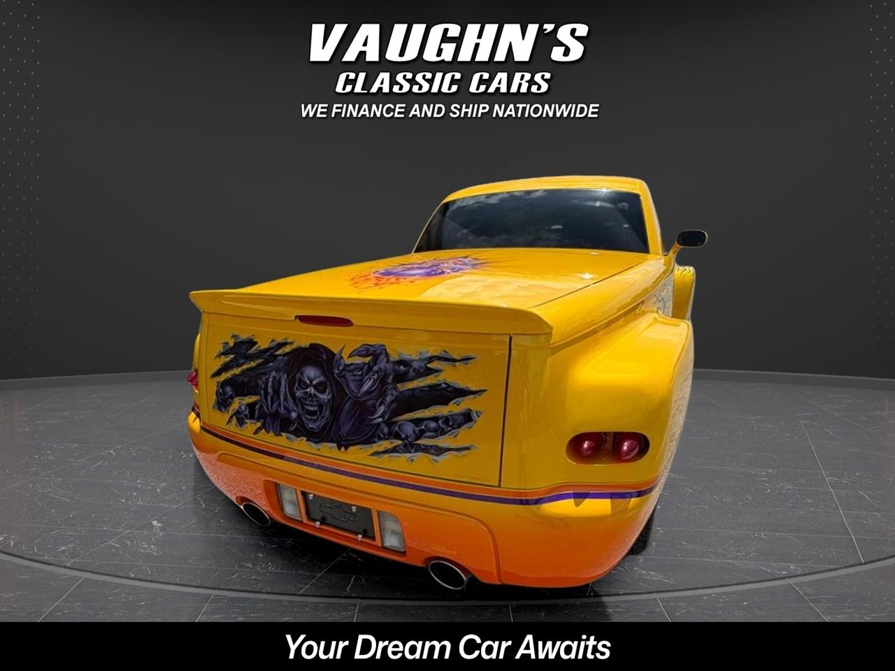 2004 Chevrolet SSR LS - Photo 6
