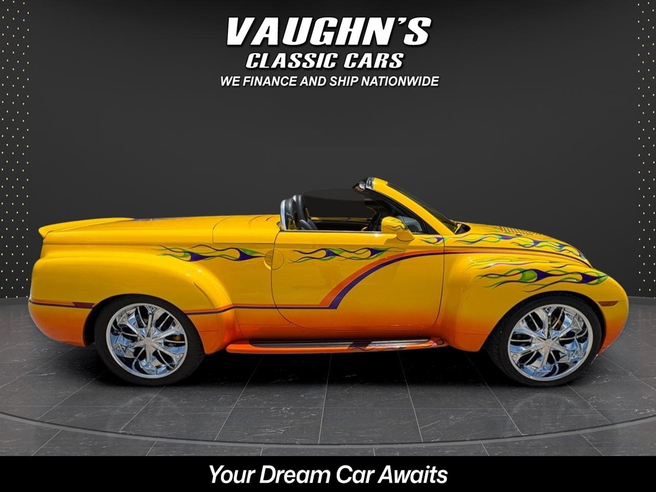 2004 Chevrolet SSR LS - Photo 18