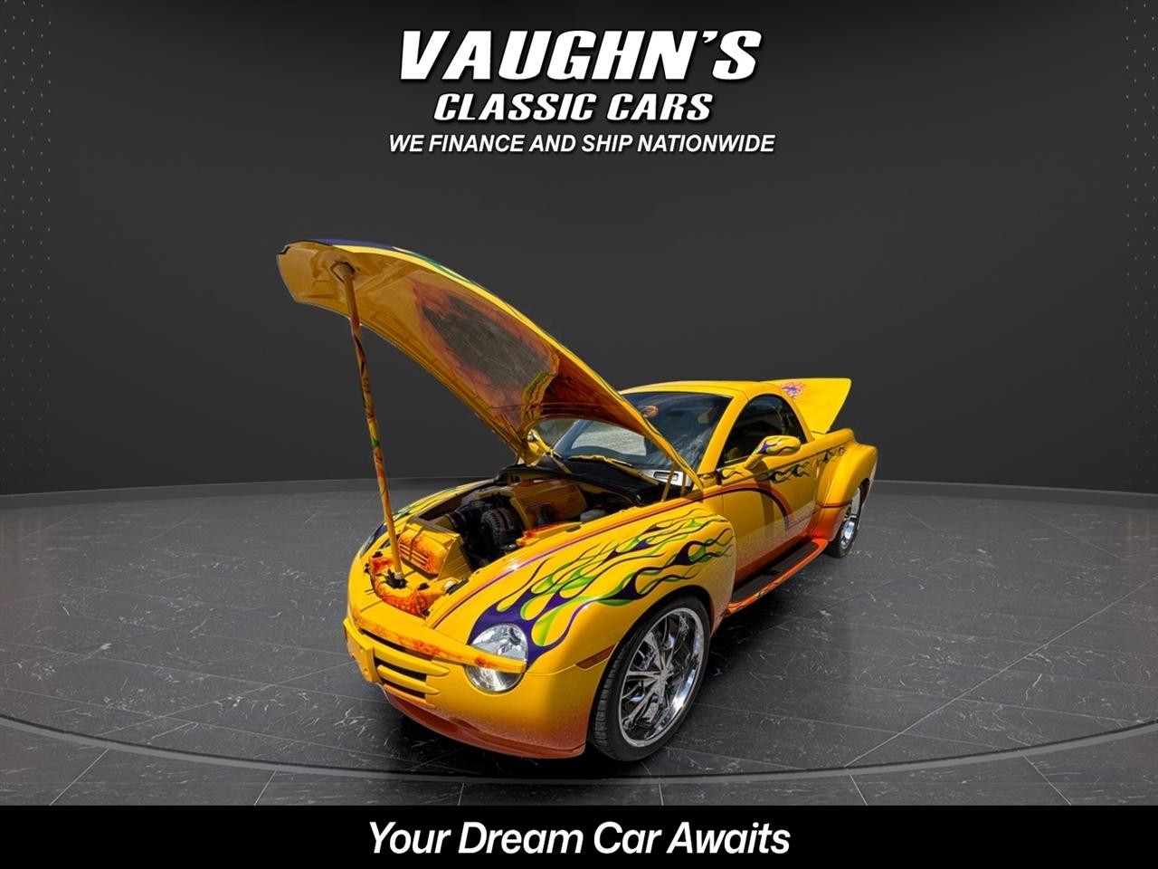 2004 Chevrolet SSR LS - Photo 24