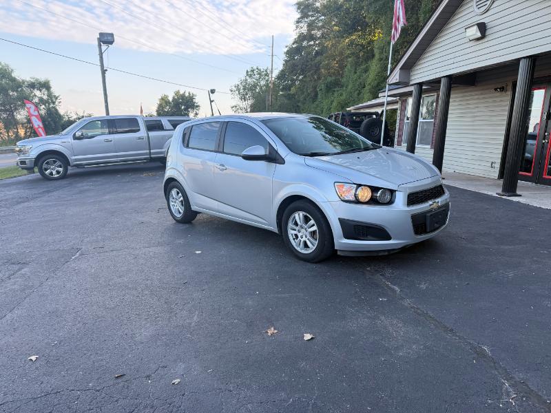 2012 Chevrolet Sonic 2LS 5-Door