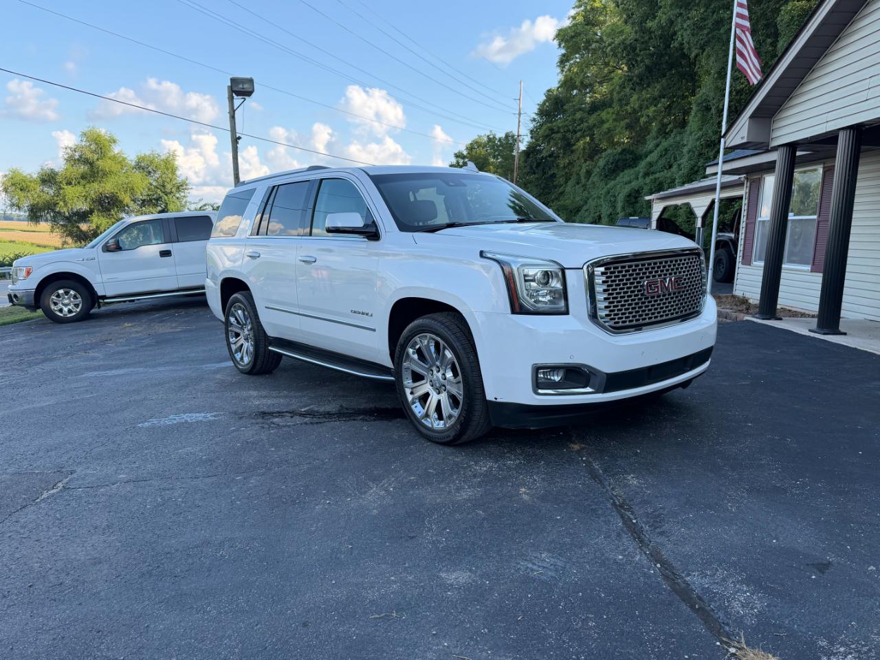 2017 GMC Yukon Denali 4WD