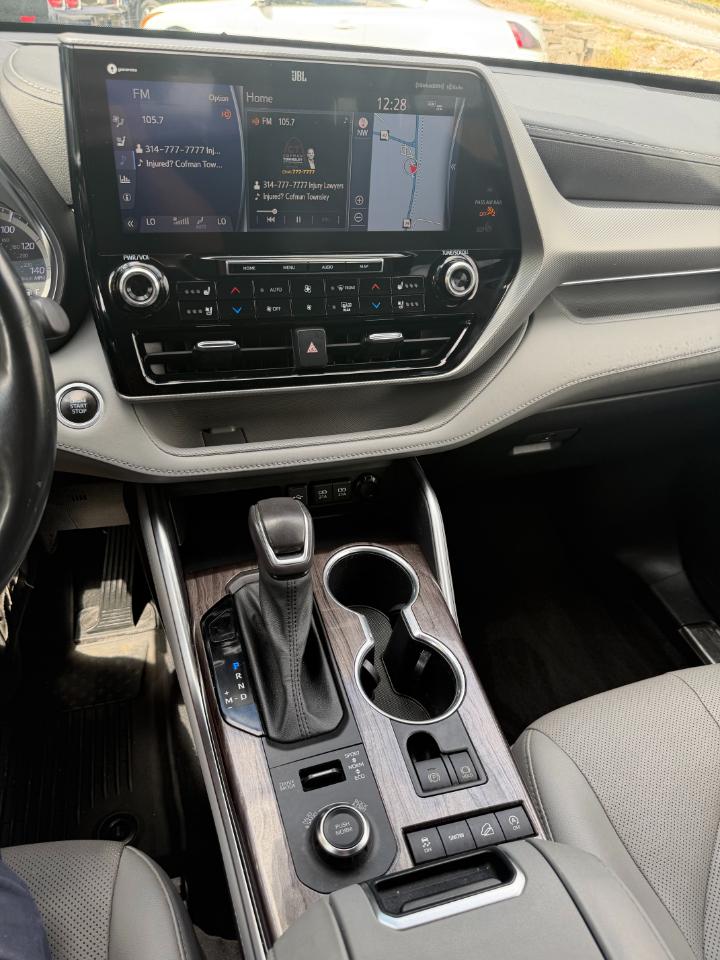 2021 Toyota Highlander Platinum - Photo 12
