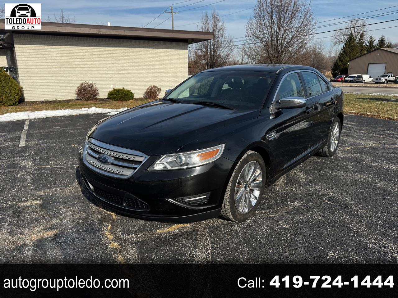 2010 Ford Taurus Limited's photo