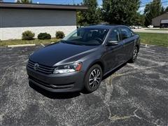 2015 Volkswagen Passat 