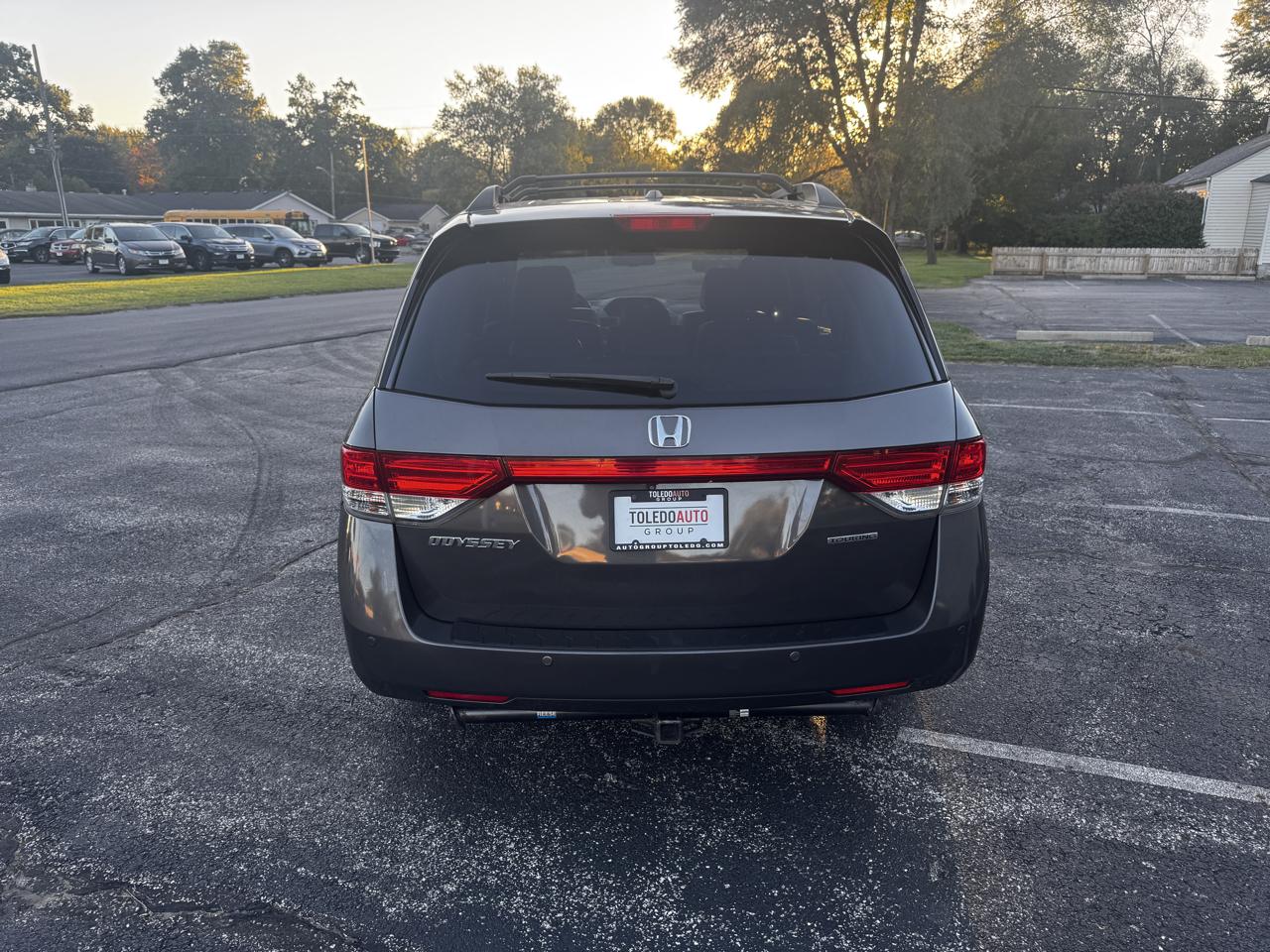 Honda Odyssey photo 4