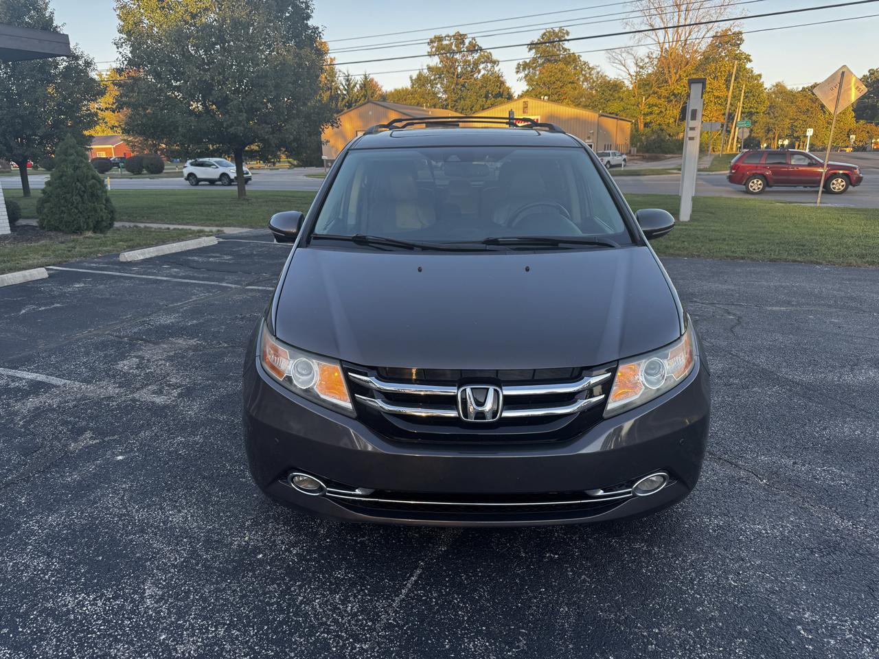 Honda Odyssey photo 8