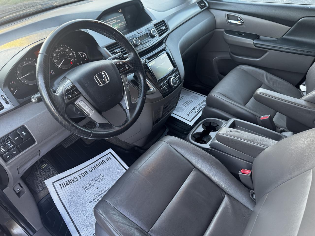 Honda Odyssey photo 9