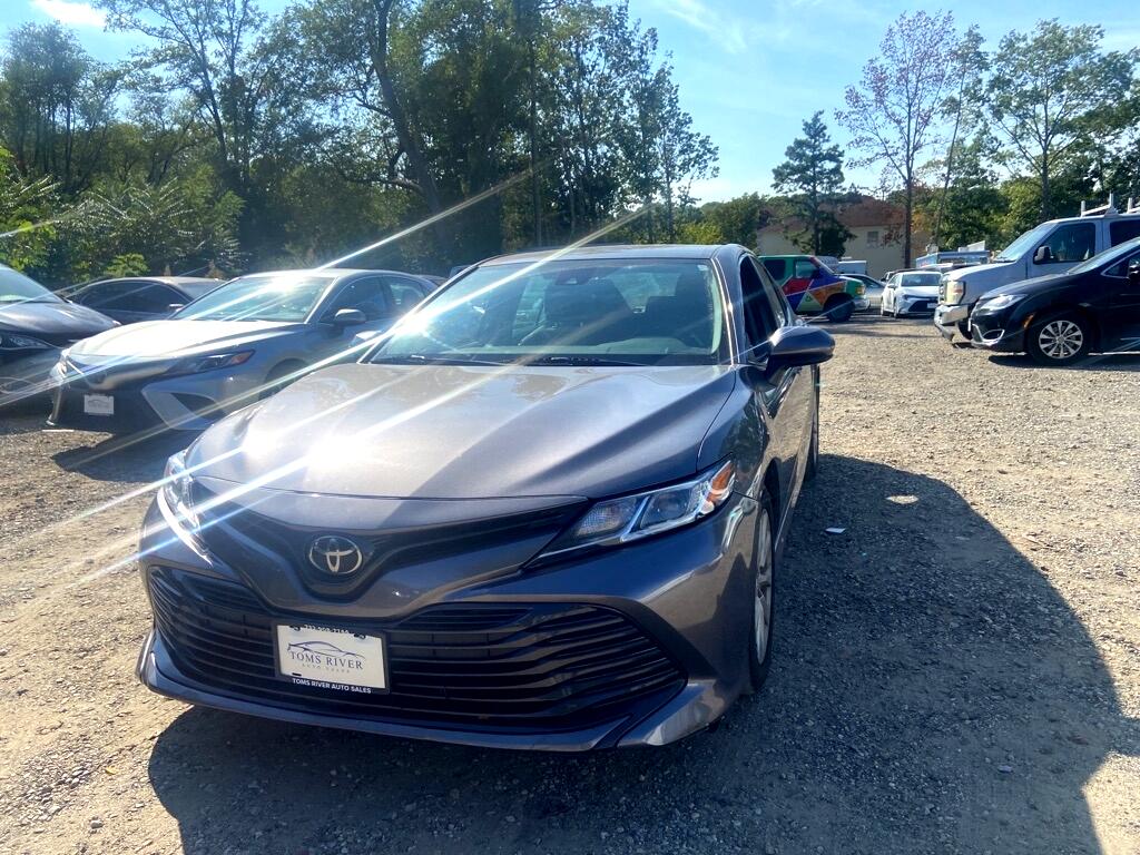 Toyota Camry  2019