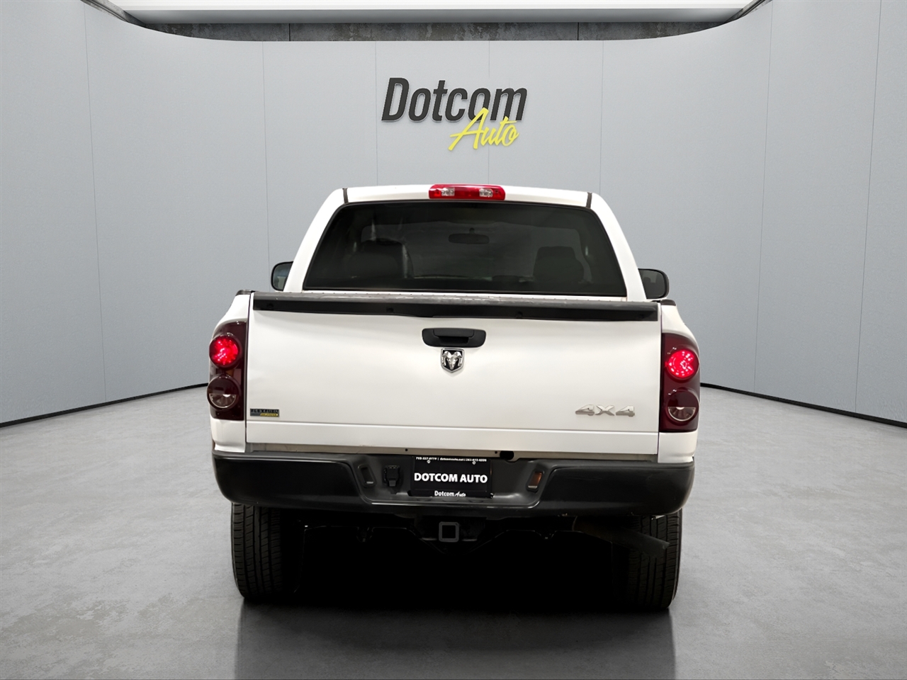 Dodge Ram 1500 ST Quad Cab 4WD 2007