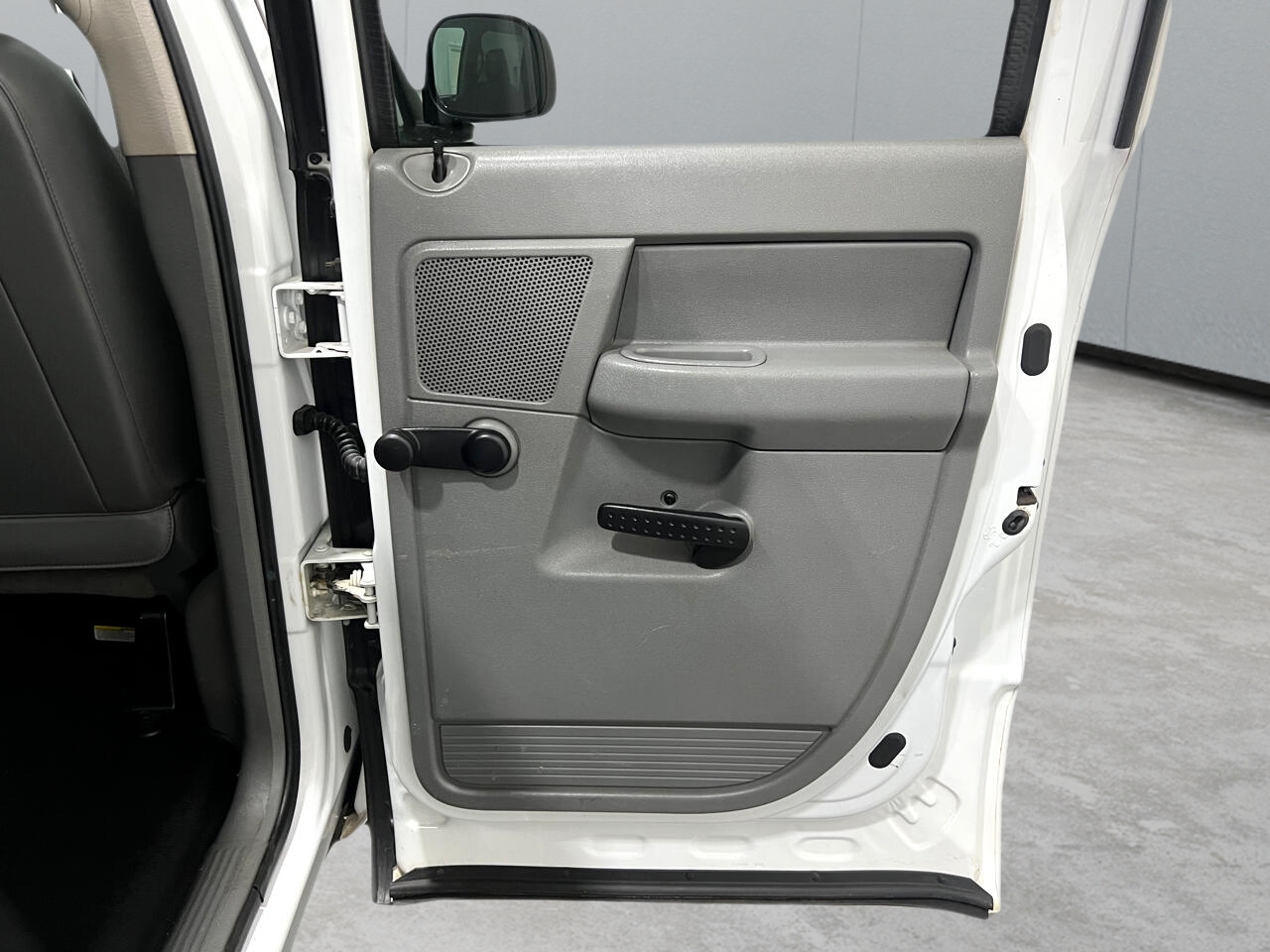 Dodge Ram 1500 ST Quad Cab 4WD 2007