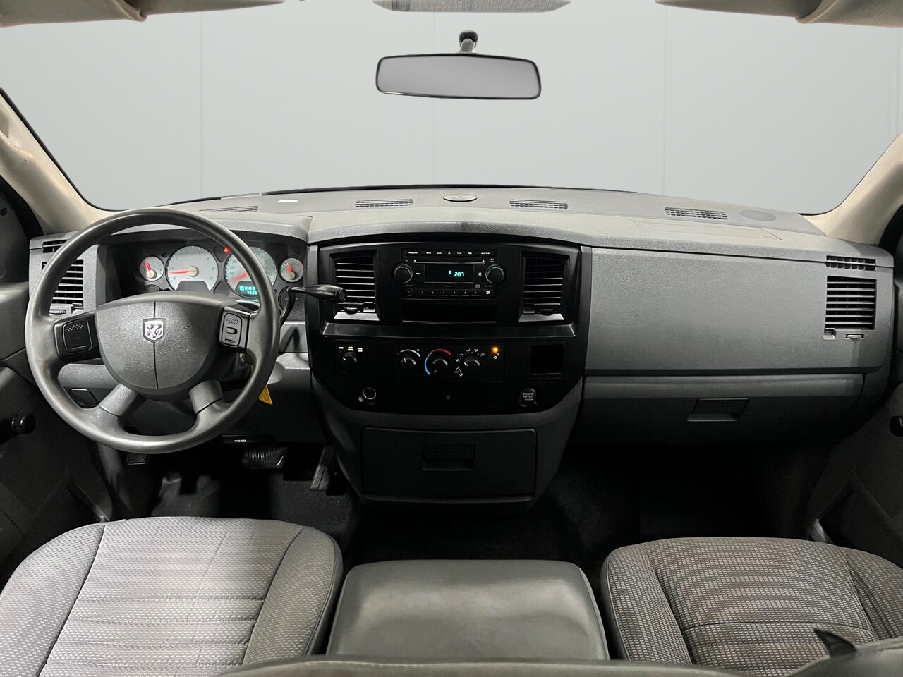 Dodge Ram 1500 ST Quad Cab 4WD 2007