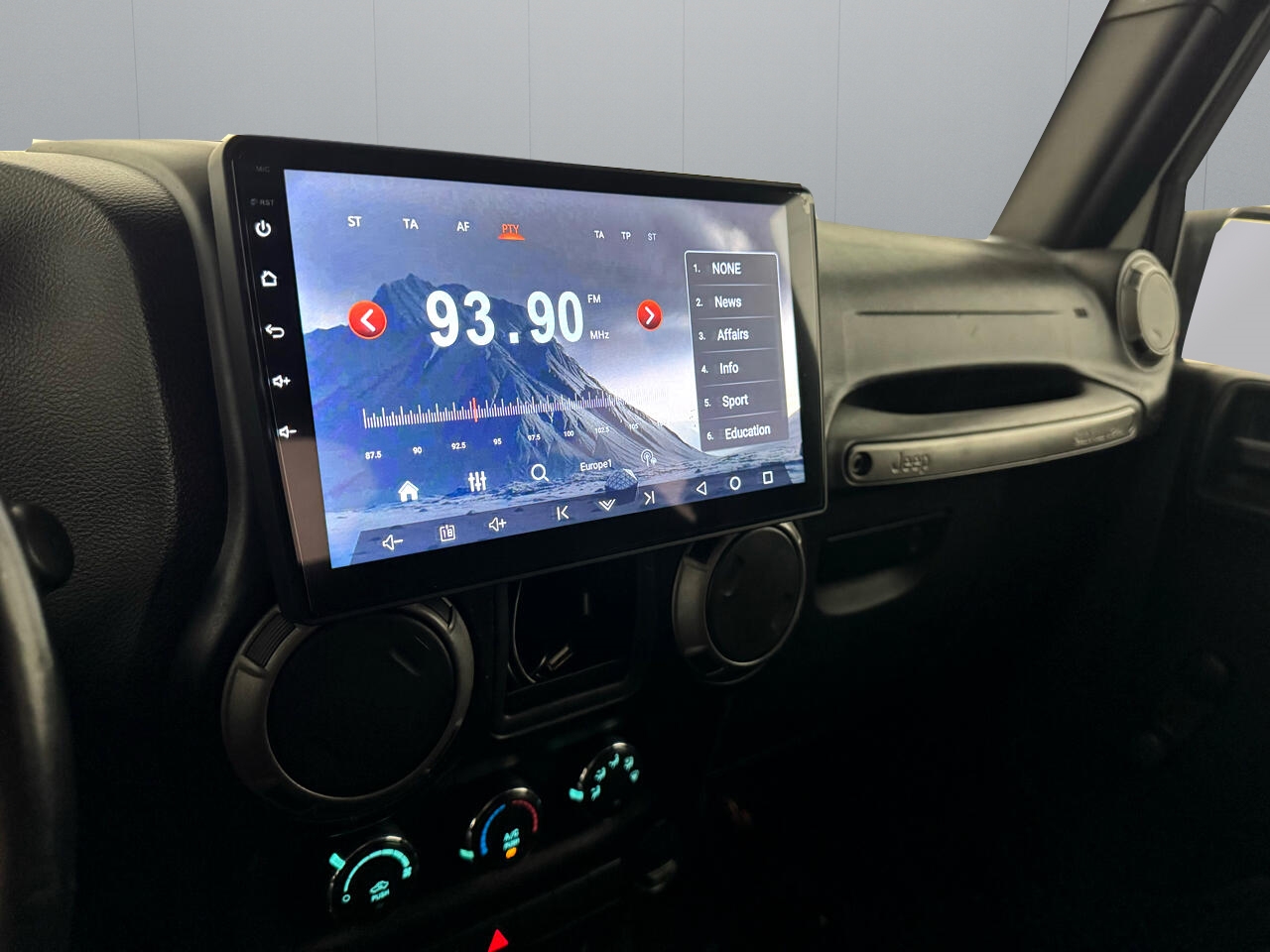 Jeep Wrangler Sport 4WD 2015