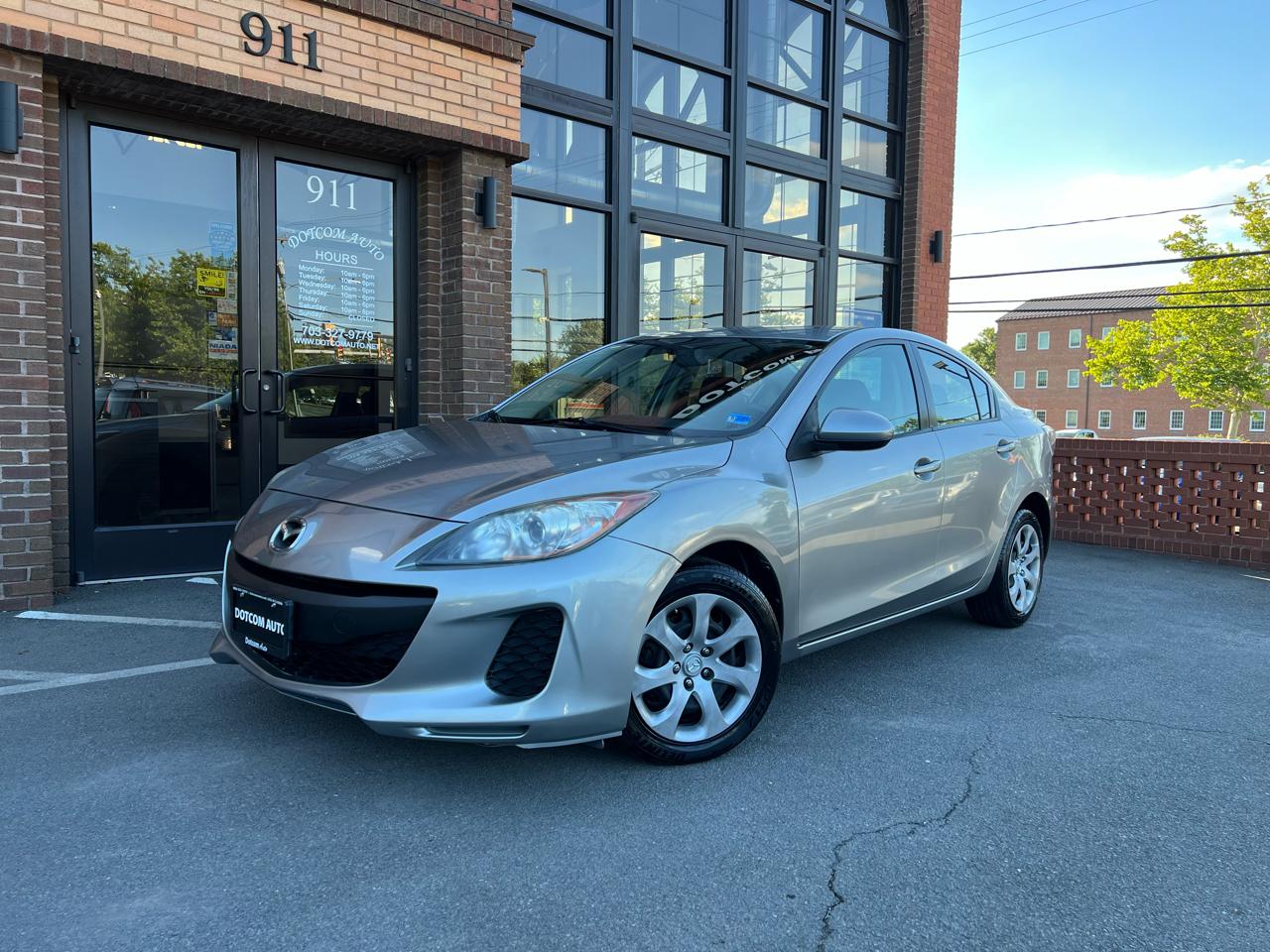 Mazda MAZDA3 i SV AT 4-Door 2013