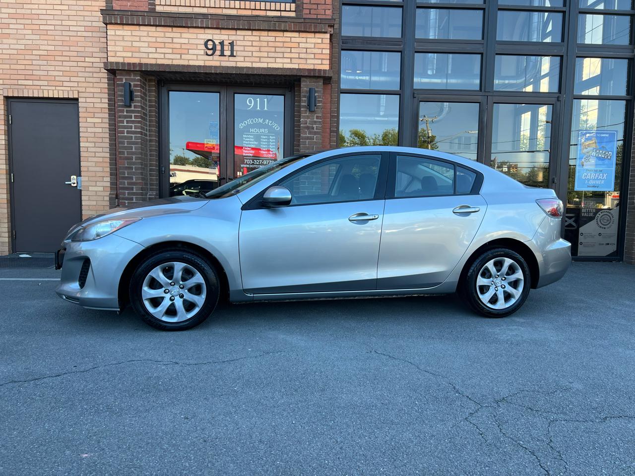 Mazda MAZDA3 i SV AT 4-Door 2013