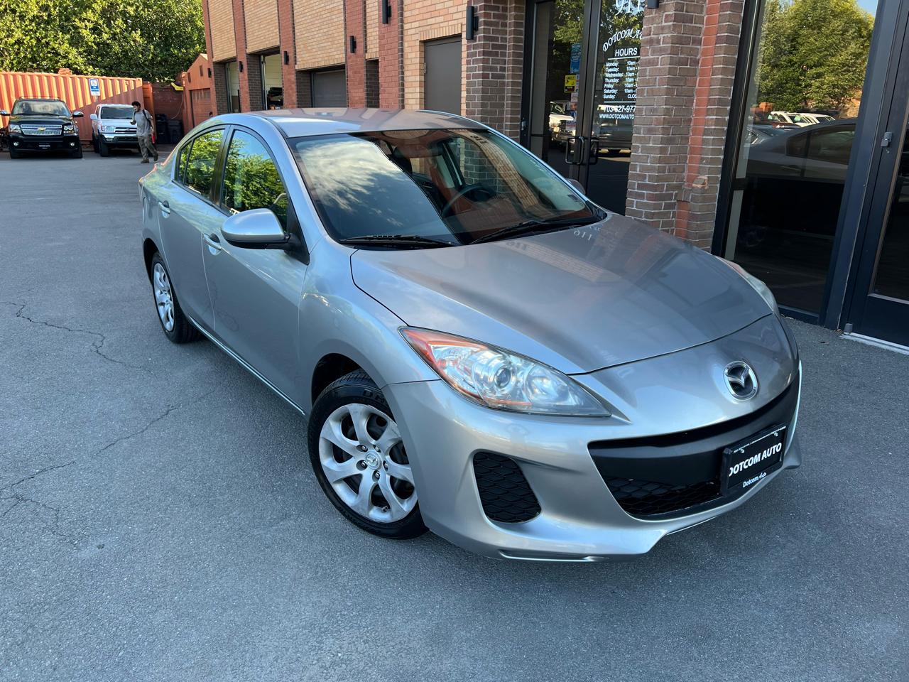 Mazda MAZDA3 i SV AT 4-Door 2013