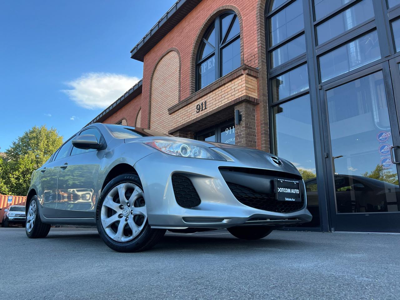 Mazda MAZDA3 i SV AT 4-Door 2013