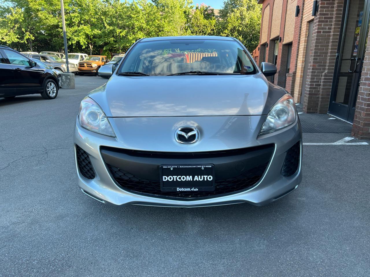 Mazda MAZDA3 i SV AT 4-Door 2013