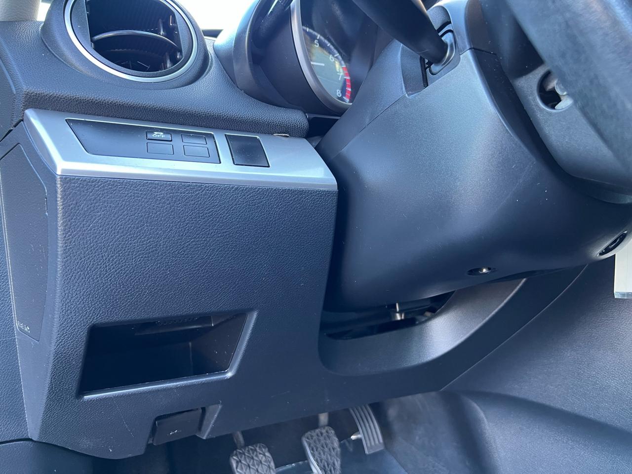 Mazda MAZDA3 i SV AT 4-Door 2013